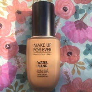 Make Up forever Foundation